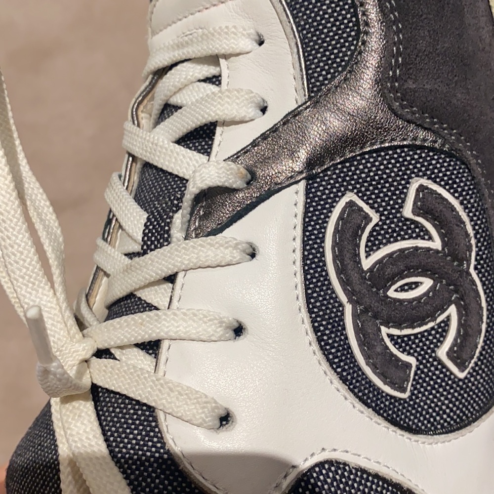 100% authentic CHANEL denim trainers. RARE! - Picture 6 of 7